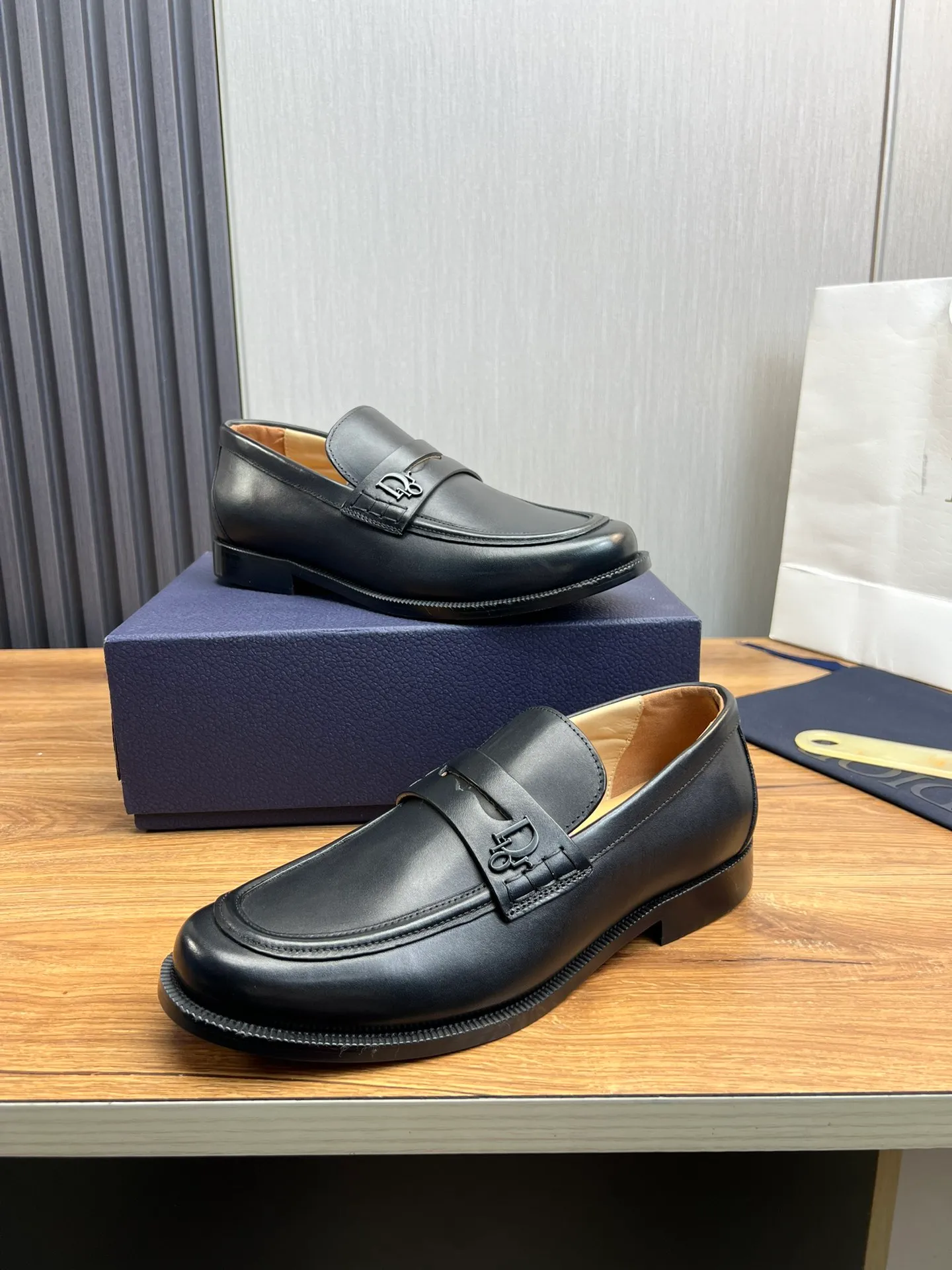 Men's men's shoes💰520💰 Dior men's business casual leather shoes👞all made of imported original brand leather, just to create a more comfortable wearing experience, upper: original cowhide➕imported sheepskin lining, original non-slip and wear-resistant rubber outsole✔️36-45 (38.45 non-returnable)